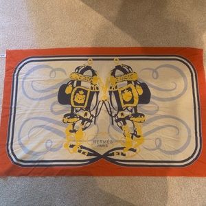 Authentic New Hermès Pareo Cover Up